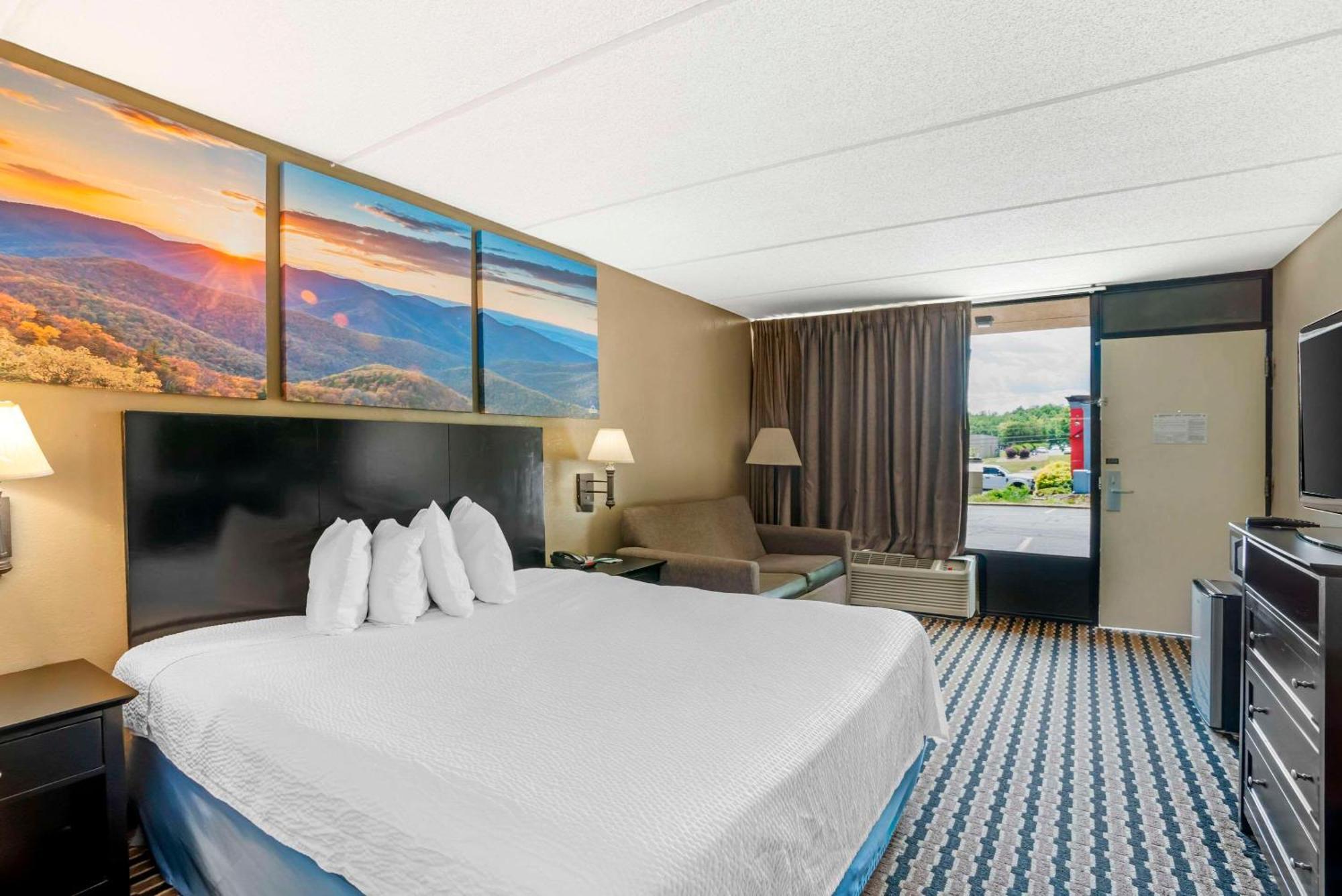 Quality Inn Near Speedway Wilkesboro Bagian luar foto